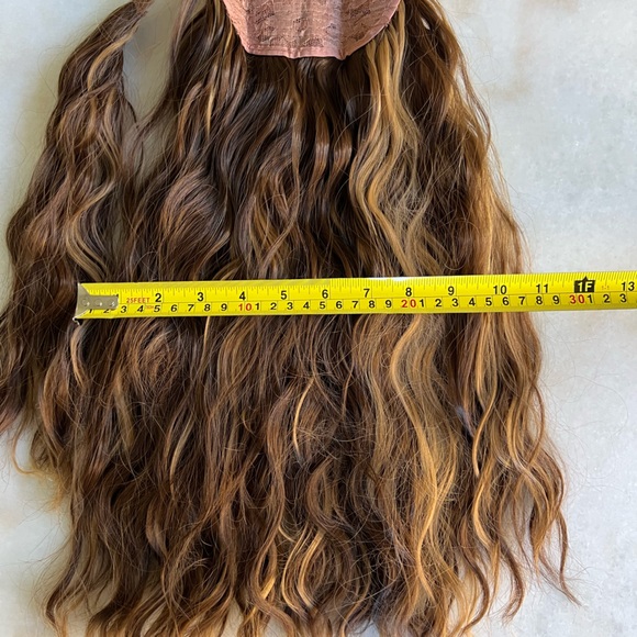 LullaBellz Faux Wavy Pony - Blondette Honey Brown with Blonde Highlights - Picture 5 of 9